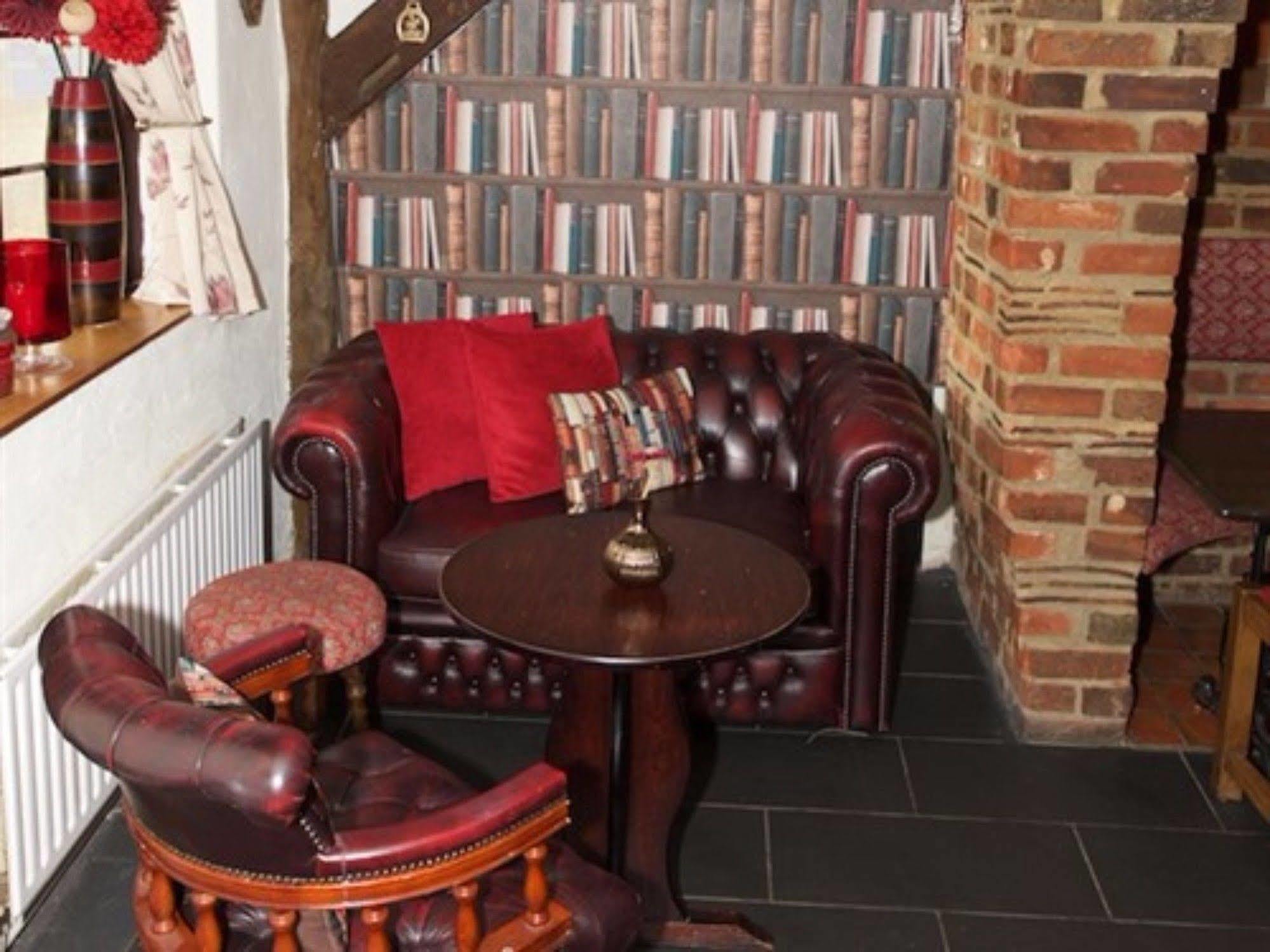 The Heath Inn レイトン・バザード エクステリア 写真