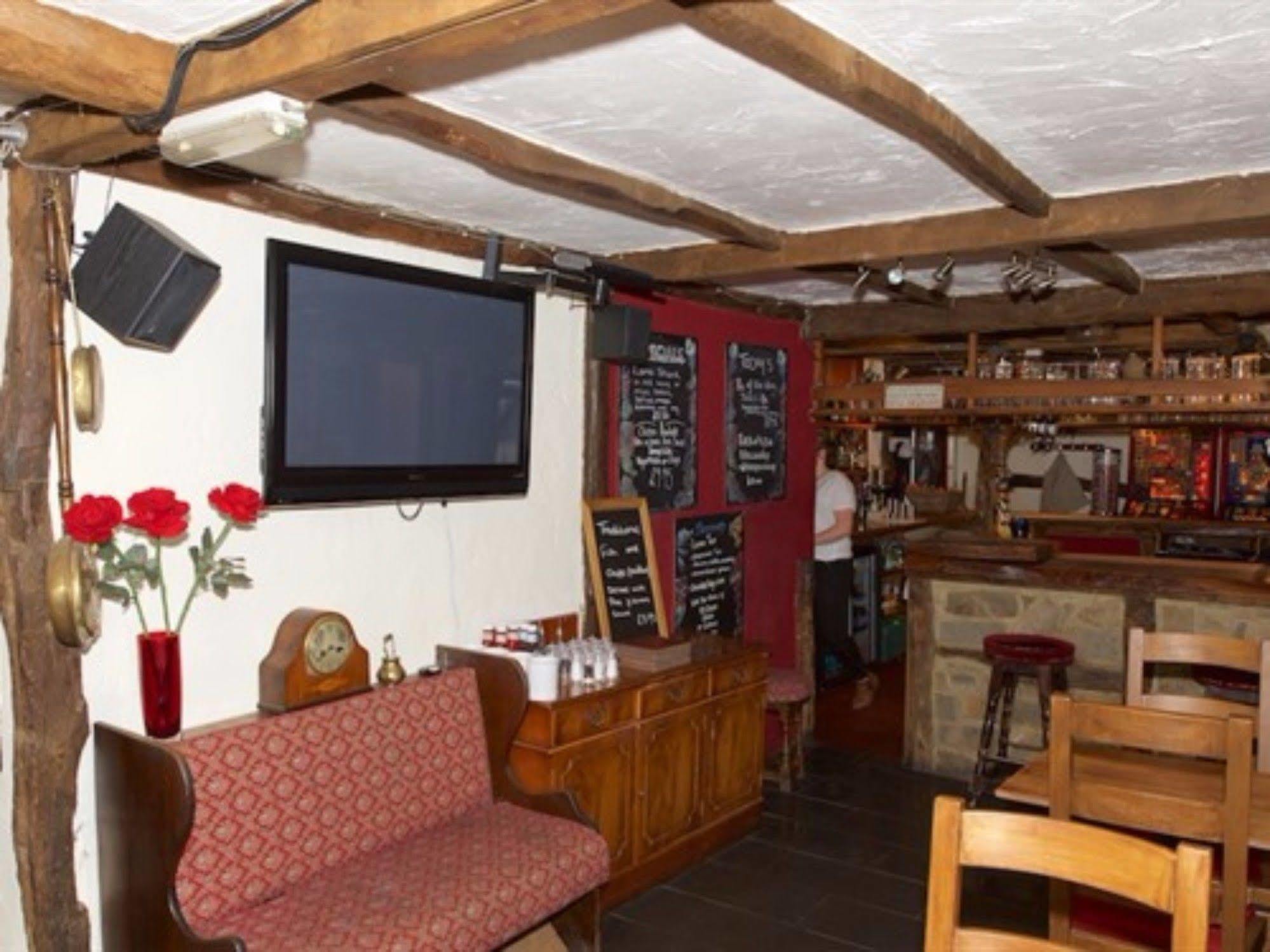 The Heath Inn レイトン・バザード エクステリア 写真